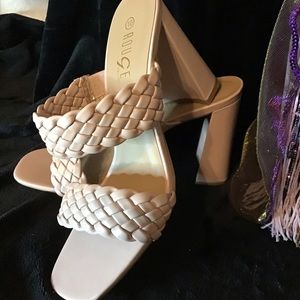 🔥🌸 2 for $40 Dusty pink heels 🌸🔥